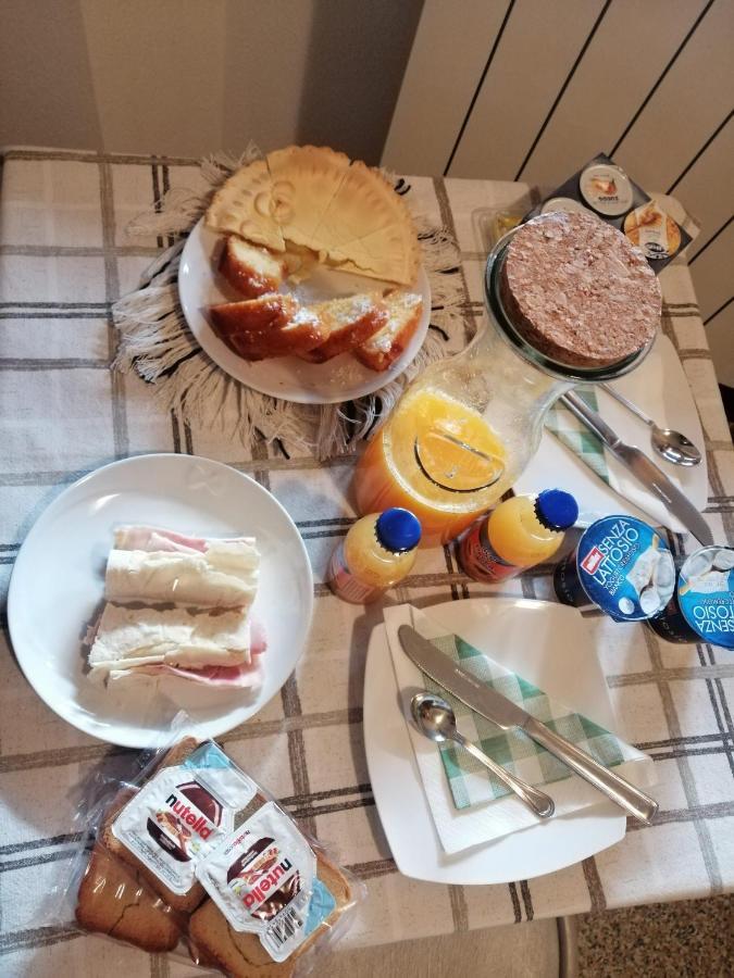 Santu Bustianu Bed and Breakfast Orgosolo Εξωτερικό φωτογραφία